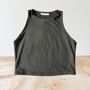 REORIA Black High Neck Crop Tank – Size M